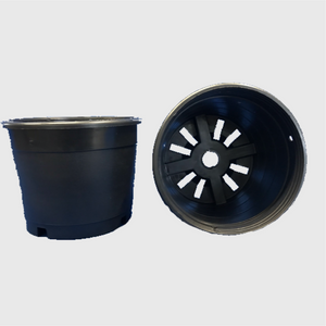 Round Plastic Pots - Black